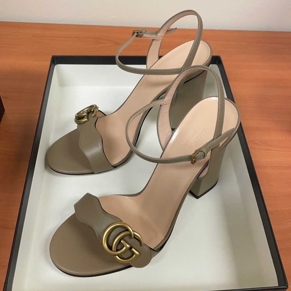 Brand NEW GUCCI MARMONT HEELS TAUPE